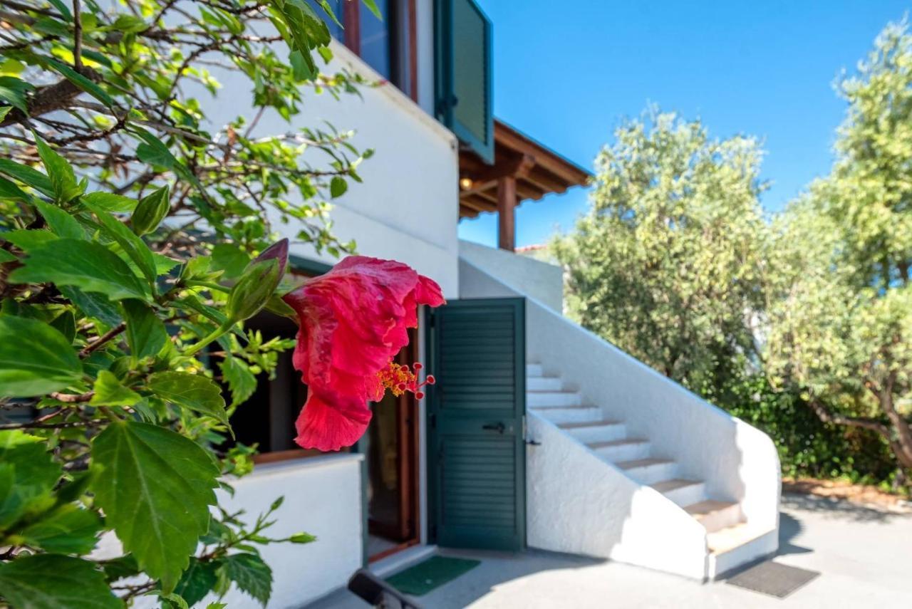 Villa Andrea Valledoria  Exterior foto